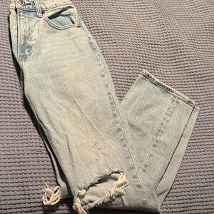 Abercrombie & Fitch Light Blue Boyfriend Jeans with Frayed Hem